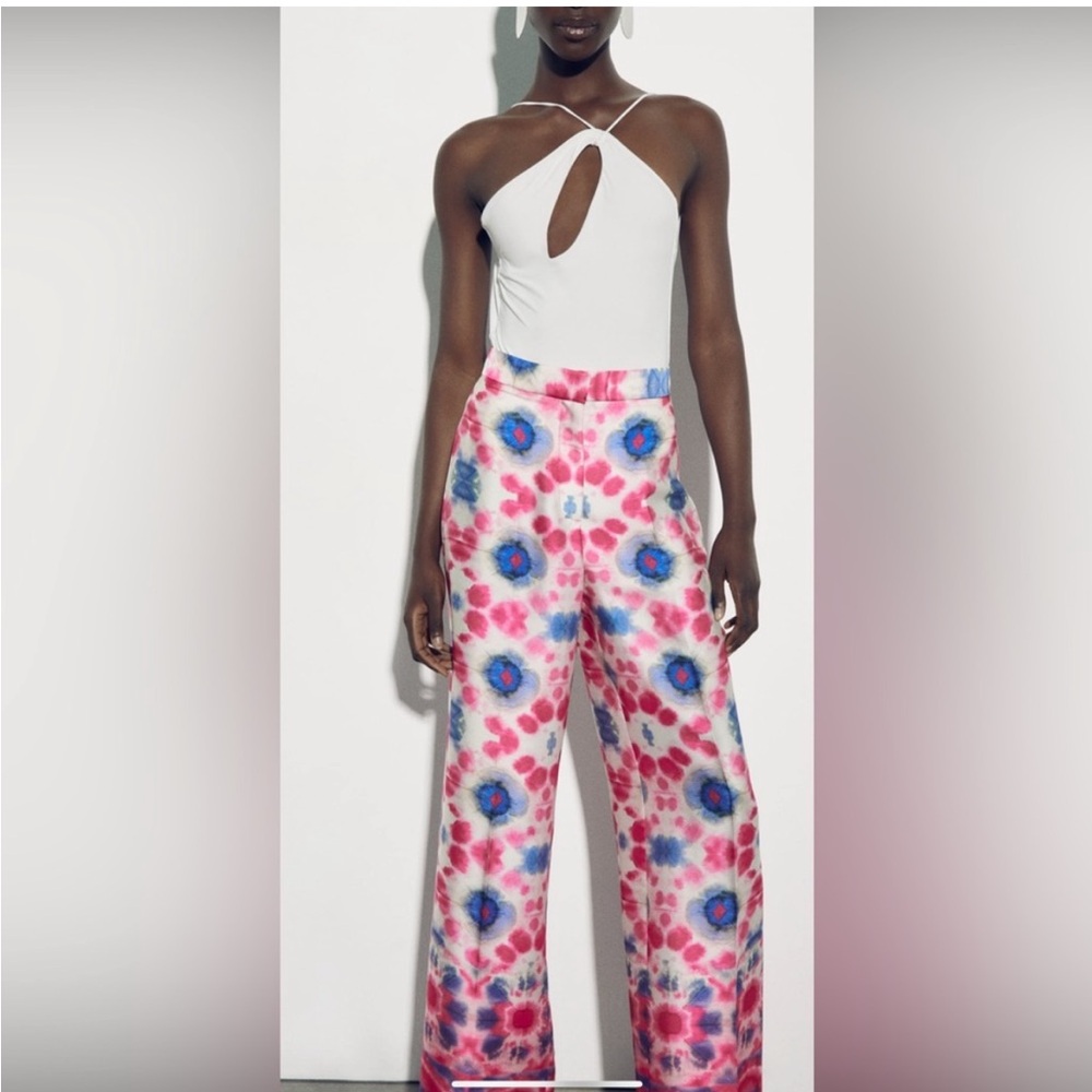 ZARA FLOWY PRINTED PANTS